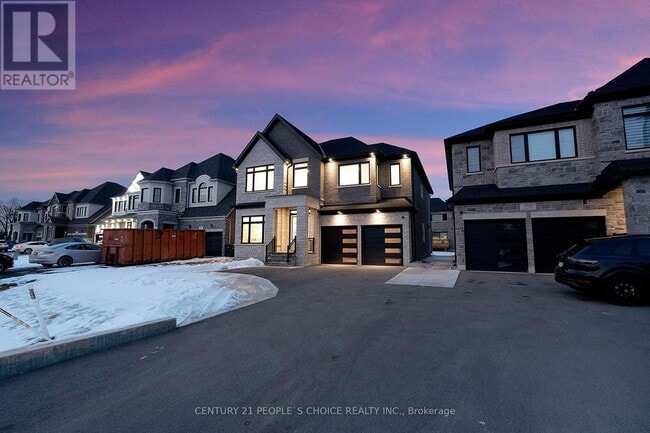 8915 Heritage Rd in Brampton, ON - Building Photo - Building Photo