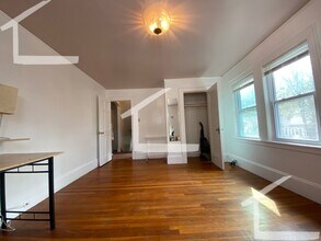 31 Embassy Rd in Boston, MA - Building Photo - Building Photo