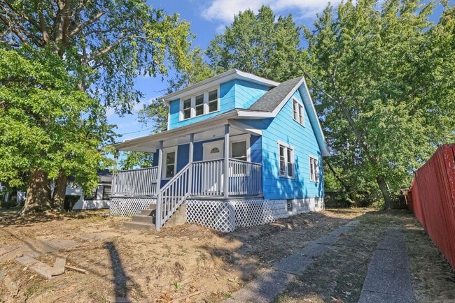 883 Palmetto Ave in Akron, OH - Building Photo - Building Photo