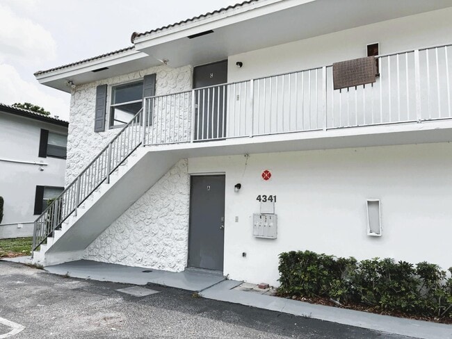 property at 4341 Riverside Dr