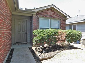 2229 Northway in Denton, TX - Building Photo - Building Photo