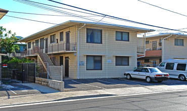 1236 Kamaile St in Honolulu, HI - Building Photo - Building Photo