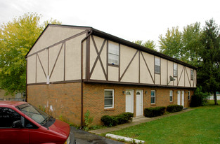 2227 Webster Canyon Ct Apartamentos