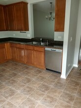 3424 Cameron Dr in Elgin, IL - Building Photo - Building Photo