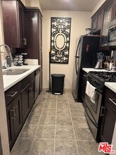 4238 Whitsett Ave in Los Angeles, CA - Building Photo - Building Photo