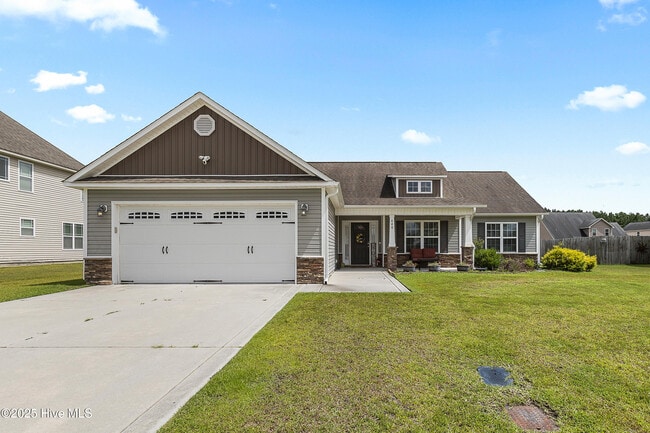 640 Arabella Dr