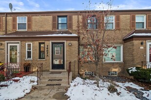 1407 N Harlem Ave in Oak Park, IL - Building Photo