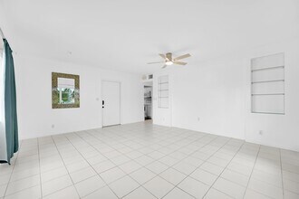 3208 Colony Club Rd in Pompano Beach, FL - Foto de edificio - Building Photo