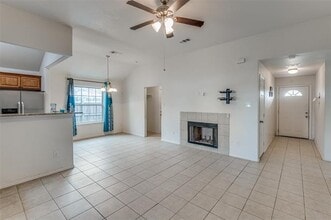 1939 Naira Dr in Dallas, TX - Building Photo - Building Photo