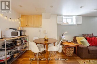 16 A Denison BSMT Ave in Toronto, ON - Building Photo - Building Photo