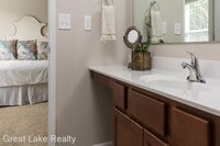 511 Oak Meadow Dr photo'