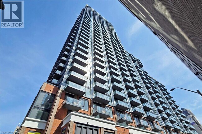 75 James St S in Hamilton, ON - Building Photo - Building Photo