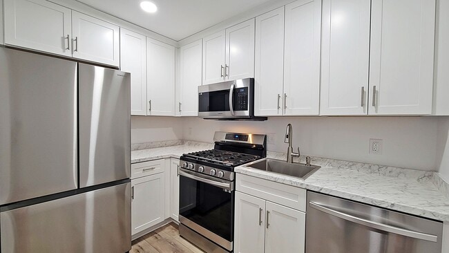 1712 Mount Vernon Ave, Unit D in Alexandria, VA - Building Photo - Building Photo