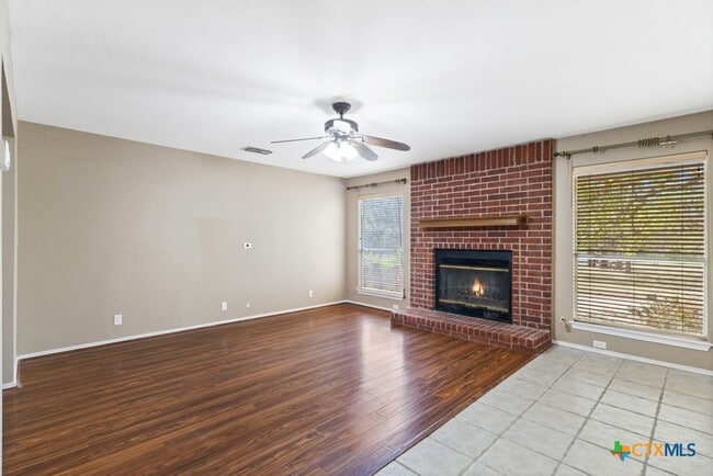 property at 5462 Circle Oak Dr