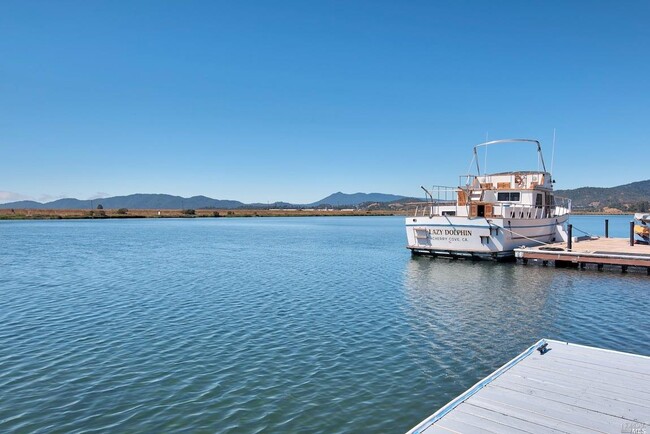 152 Bahama Reef in Novato, CA - Building Photo - Building Photo