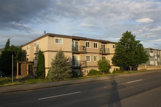 1255 Tranquille Rd in Kamloops, BC - Building Photo - Building Photo