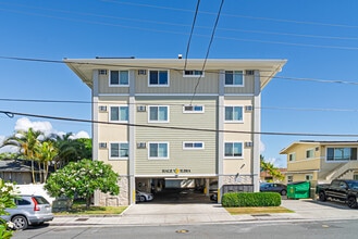 Hale Ilima in Kailua, HI - Building Photo - Building Photo