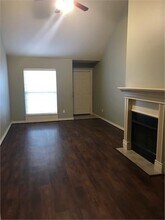 913 Oakwood Ln in Centerton, AR - Building Photo - Building Photo