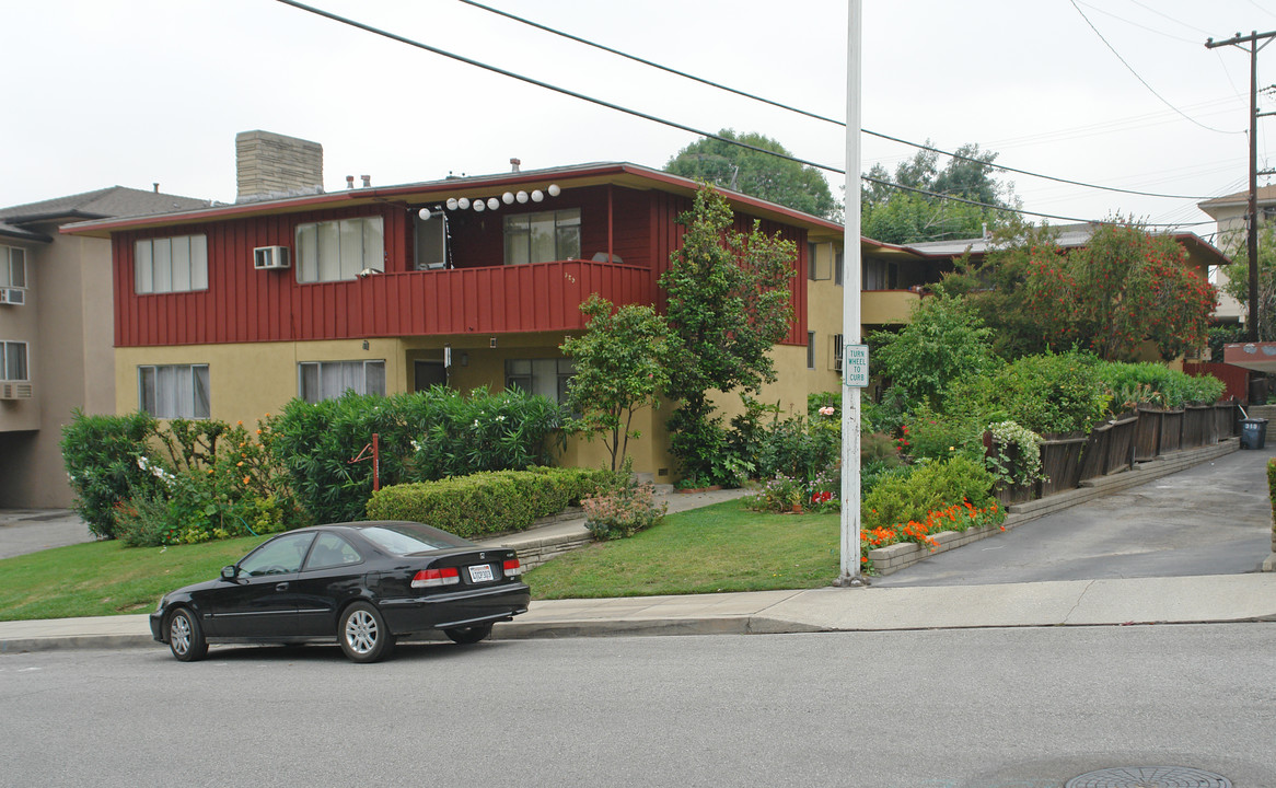 325 Raymondale Dr in South Pasadena, CA - Building Photo