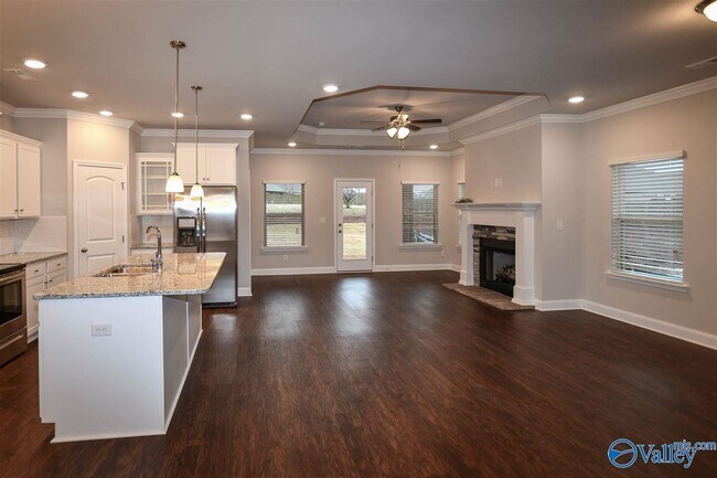 275 Caudle Dr in Madison, AL - Building Photo - Building Photo