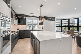 69 Walnut St in Brookline, MA - Building Photo