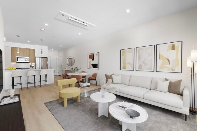 4525 Bergenwood Ave in North Bergen, NJ - Building Photo - Building Photo