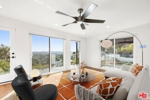 1788 N Orange Grove Ave in Los Angeles, CA - Building Photo