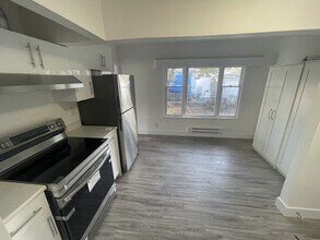 45562 Kipp Ave in Chilliwack, BC - Building Photo - Building Photo