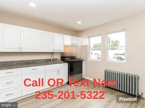 4705 B St in Philadelphia, PA - Building Photo - Building Photo