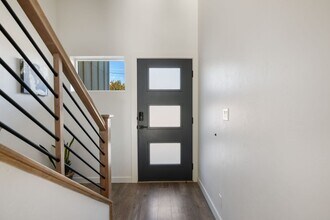 1487 N Pineview Ln in Boise, ID - Building Photo - Building Photo