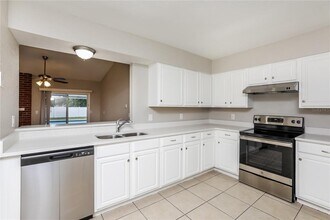 9163 Montevello Dr in Orlando, FL - Building Photo - Building Photo