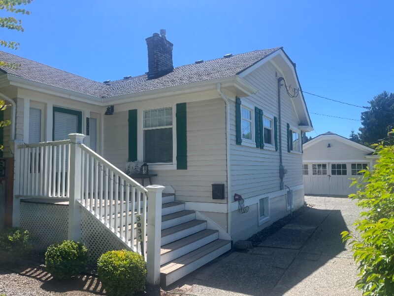 3031 Northwest Ave in Bellingham, WA - Building Photo