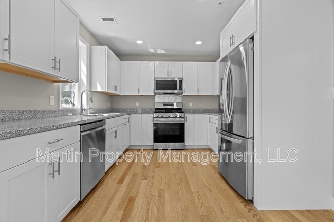 property at 7 Gorham St