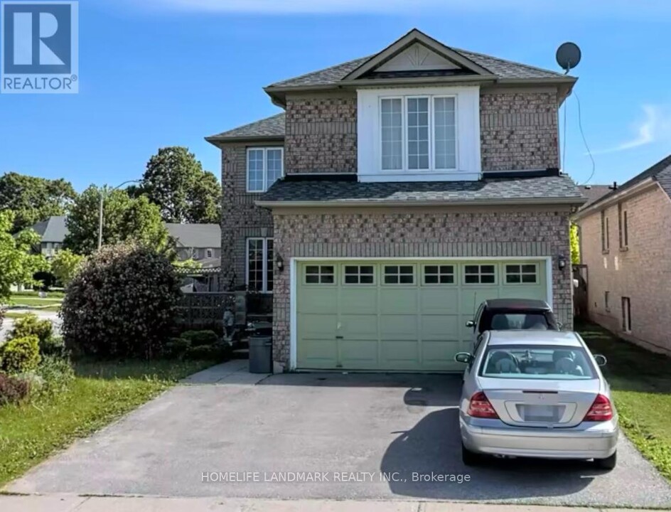 131 Tunbridge Rd in Barrie, ON - Building Photo
