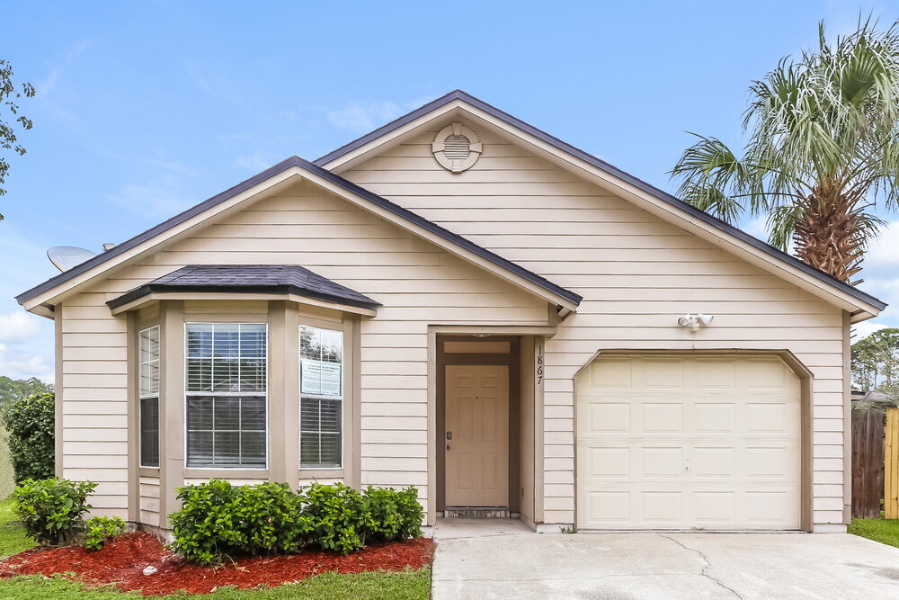 1867 Sheraton Lakes Cir in Middleburg, FL - Foto de edificio