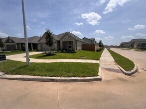 6302 Symphony Wave Dr in Park Row, TX - Building Photo - Building Photo