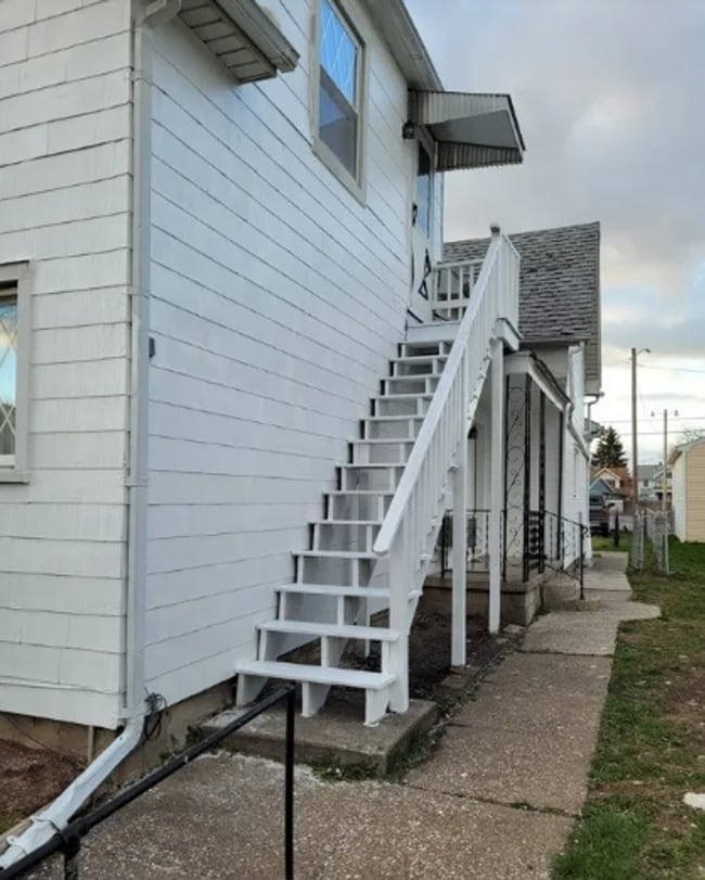 property at 621 Nevada St