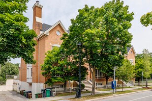 1463 Alexis-Nihon Boul in St. Laurent, QC - Building Photo