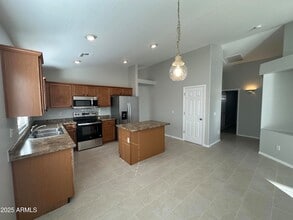 1115 E Elm Rd in San Tan Valley, AZ - Building Photo - Building Photo