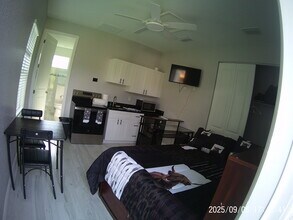 11098 Yellow Hammer Rd, Unit Yellow Hammer in Weeki Wachee, FL - Building Photo - Building Photo