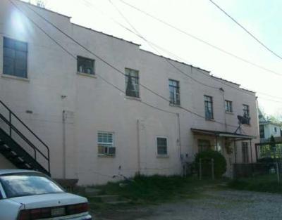 404 High St in St. Albans, WV - Foto de edificio - Building Photo