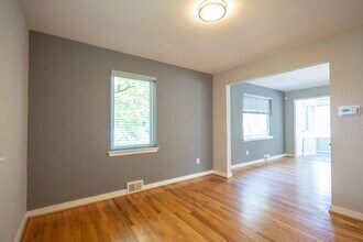 5833 Dewey St in Cheverly, MD - Building Photo - Building Photo