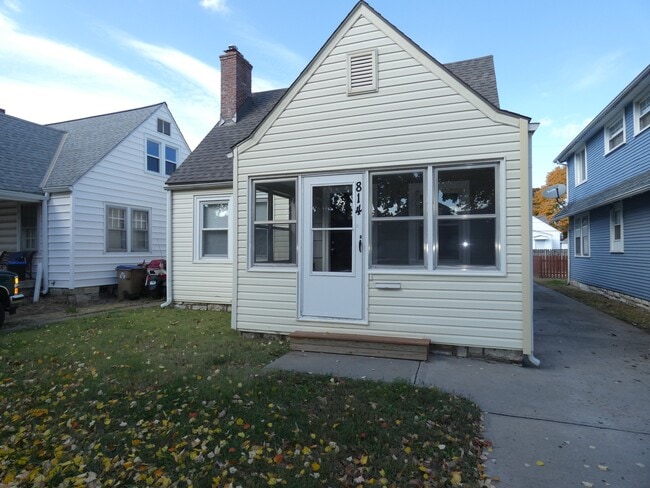 property at 814 E 23rd Ave