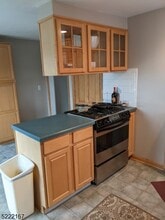 294 Pompton Ave in Cedar Grove, NJ - Building Photo - Building Photo