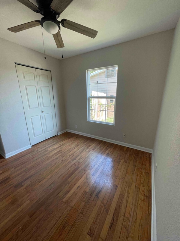 1218 Vance Dr in Corpus Christi, TX - Foto de edificio - Building Photo