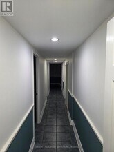 33 Broomfield Dr in Toronto, ON - Building Photo - Building Photo