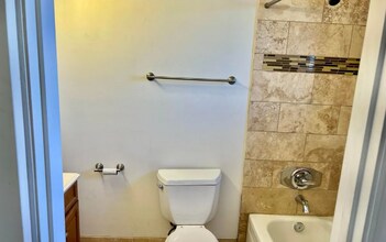 4213 N Westview Dr in Phoenix, AZ - Building Photo - Building Photo