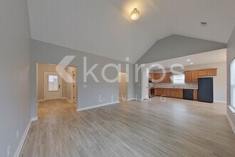 45 HAWK LN in Lincoln, AL - Foto de edificio - Building Photo