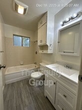 399 S Valencia Blvd in Woodlake, CA - Building Photo - Building Photo