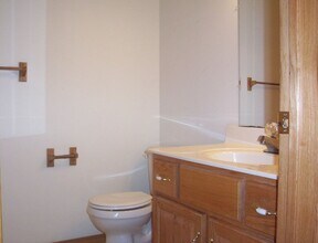 3422 W Montclair Ct in Springfield, MO - Building Photo - Building Photo